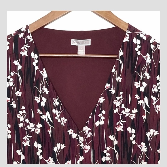 Chelsea28 Shift Dress Long Sleeve V- Neck Pockets Maroon Red Floral Lightweight - Picture 9 of 10